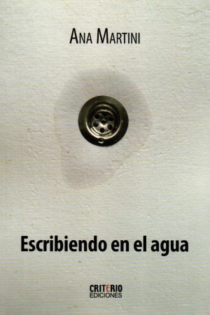 ESCRIBIENDO EN EL AGUA