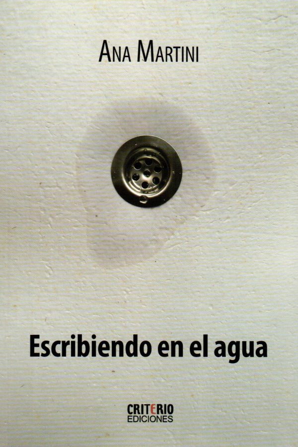 ESCRIBIENDO EN EL AGUA